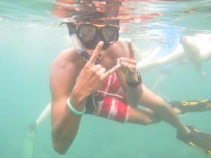 Shot with a Canon PowerShot G15 in an underwater housing.